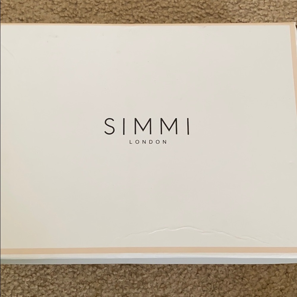 SIMMI BOOTS - Picture 2 of 6